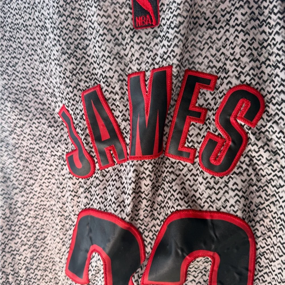 adidas‎ Gray/Black Patterned NBA Jersey
